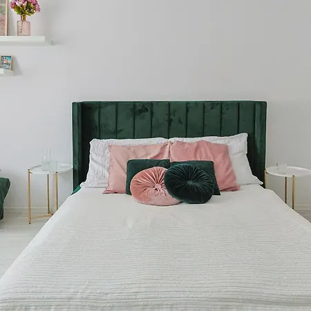 アパート Zimna Family