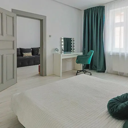 Zimna Family コシツェ