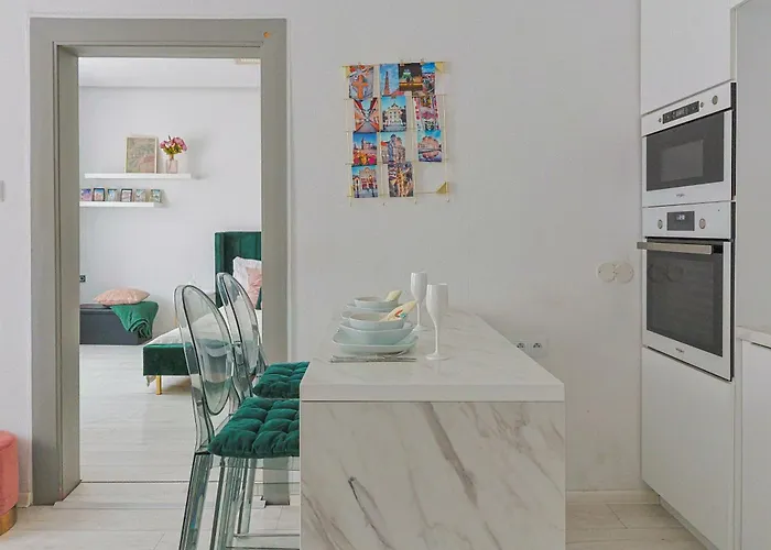 Zimna Family アパート *