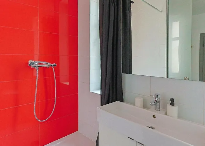 Zimna Family アパート